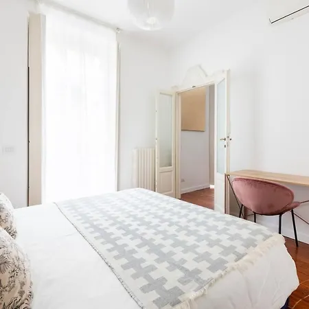 Apartamento Bocconi 2 In Stile Corte Milanese Milán