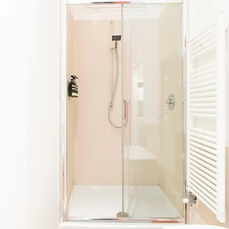 Bocconi 2 In Stile Corte Milanese * Milánó